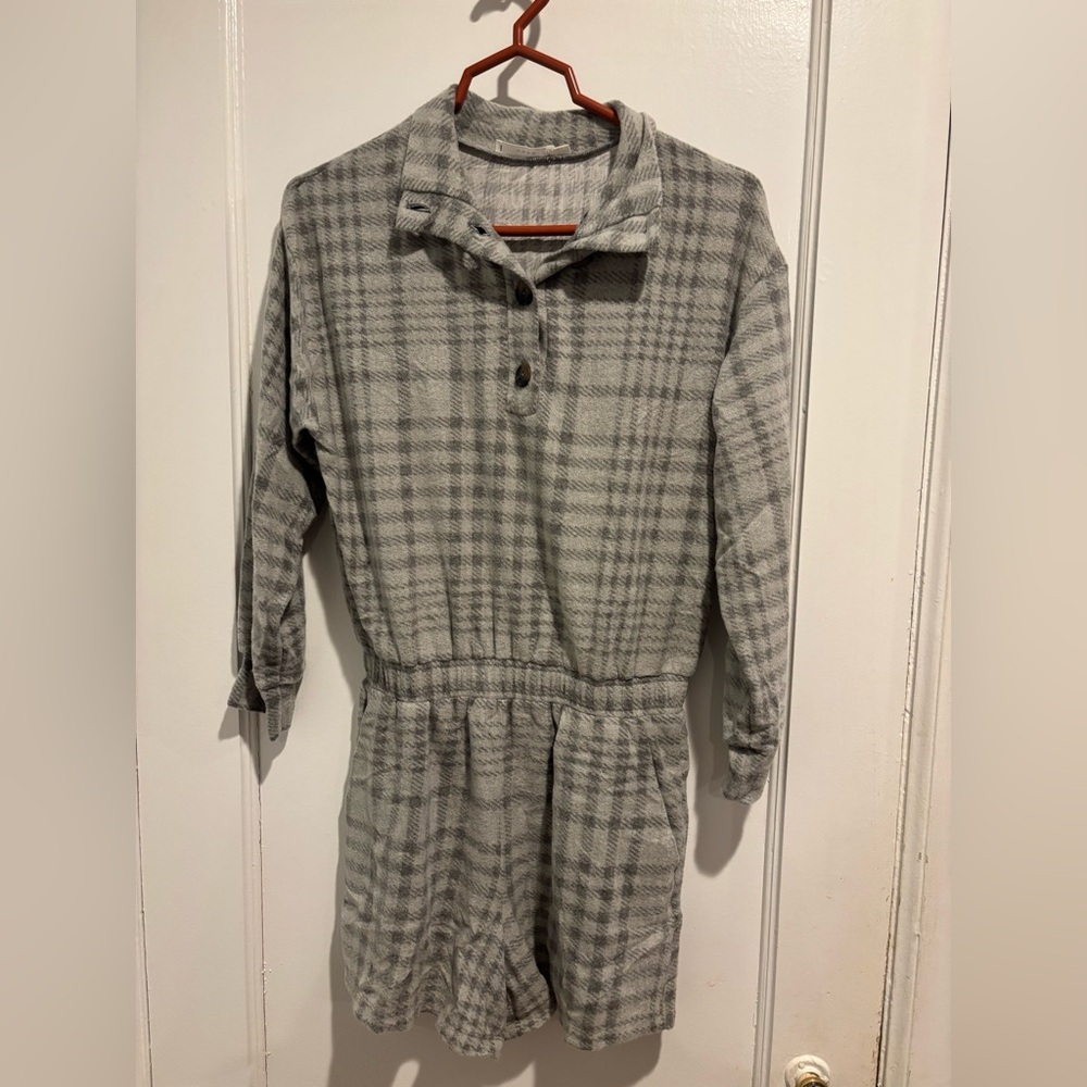 Lush Gray Plaid Long Sleeve Romper - NWOT